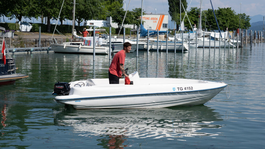 6PS Boot ohne Führerschein mieten in Arbon am Bodensee